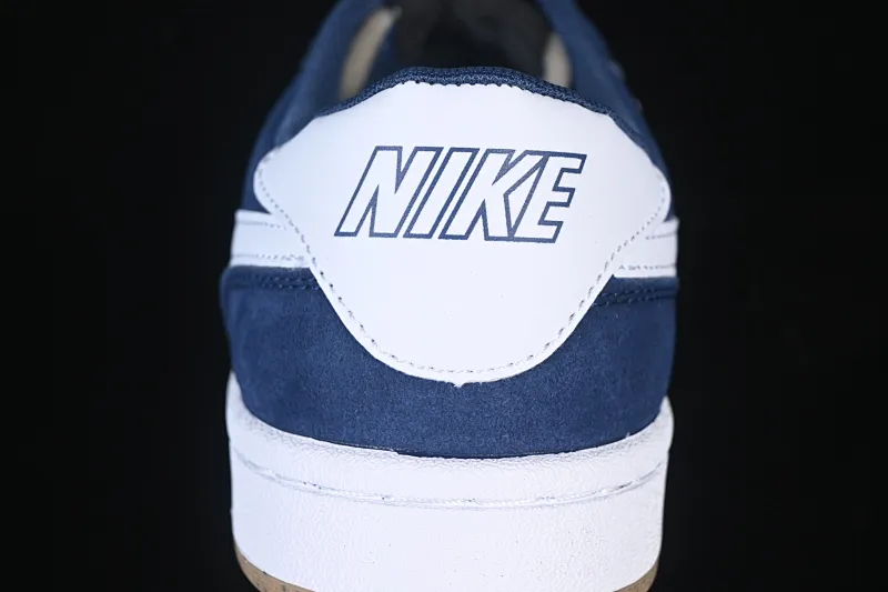 All categories Nk SB Dunk series Nike SB Fc Classic campus sneakers Nike SB Fc Classic Nike autumn and winter campus casual sneakers 909096-400